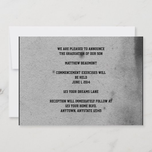 グランジなボーダー写真のパネルの卒業の発表 招待状 (裏面)