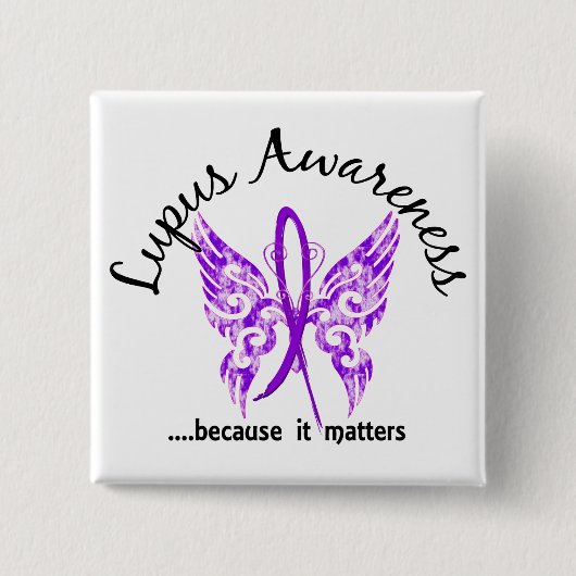 グランジな入れ墨の蝶6.1ループス 缶バッジ (正面)