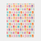 グランジな歯パターン フリースブランケット (正面)