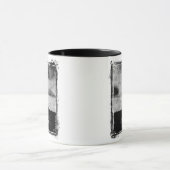 グランジな端織り目加工のパリ マグカップ (中央)