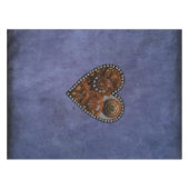 グランジなSteampunkの時計およびギアのハート テーブルクロス (正面(横))