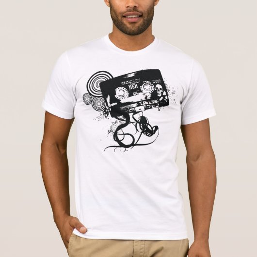 グランジスカルオーディオテープ Tシャツ (正面)