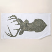 グランジ迷彩柄鹿シルエット ビーチタオル (正面)