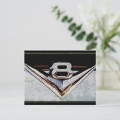 グランジV8ビッグ・ブロック・エンブレム ポストカード (スタンド正面)