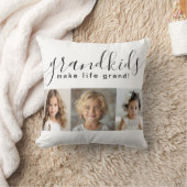 グランドキッズが人生の壮大な3枚の写真を撮る クッション (ブランケット)