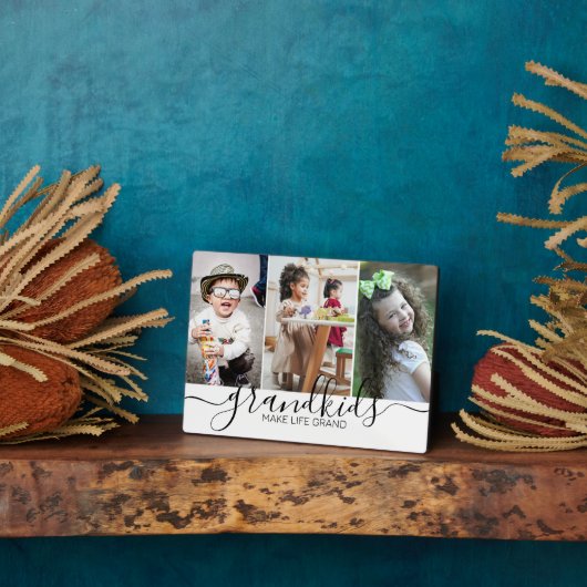 グランドキッズが人生を壮大にする | 3枚の写真コラージュ フォトプラーク (側面)