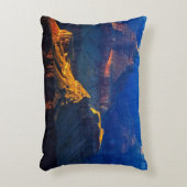 グランドキャニオンの南縁 アクセントクッション (正面(垂直))