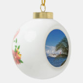 グランドケイマンでつながれるカーニバルの遊航船 セラミックボールオーナメント (左)