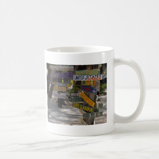 グランドケイマン島ラムポイントの標識 コーヒーマグカップ (右)