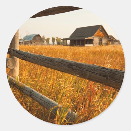 グランドテトンのファームハウス及びレールフェンス ラウンドシール (正面)