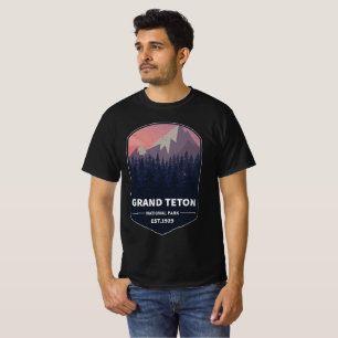 グランドテトンナショナルパークワイオミングUSAハイカーキャンパー Tシャツ