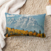 グランドテトンマウンテンズイン秋 ランバークッション (ブランケット)