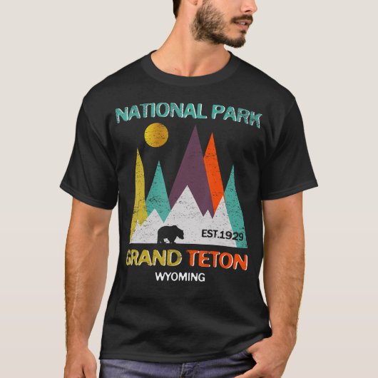 グランドテトンワイオミンアメリカ国立公園キャンピングヒキン Tシャツ (正面)