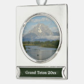 グランドテトン国立公園でのカヤック シルバープレートバナーオーナメント (左)