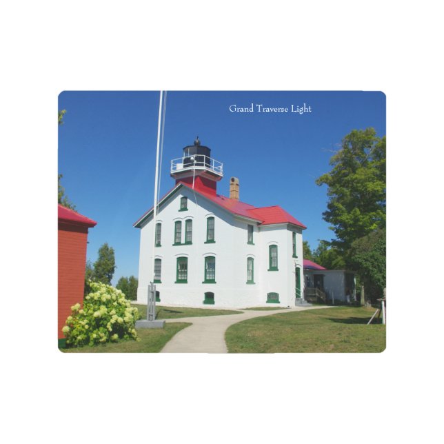 グランドトラバースライトハウスメタルウォールアート メタルプリント (正面)