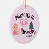 グランドパに昇格 – ベビーガールクリスマス セラミックオーナメント (右)