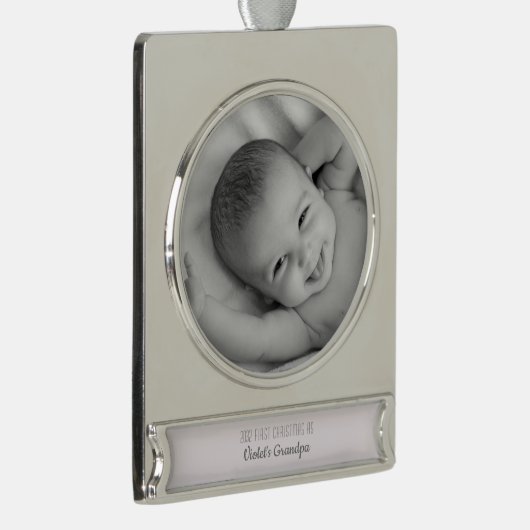 グランドパのクリスマスパーソナライズされた第1回名写真 シルバープレートバナーオーナメント (右)
