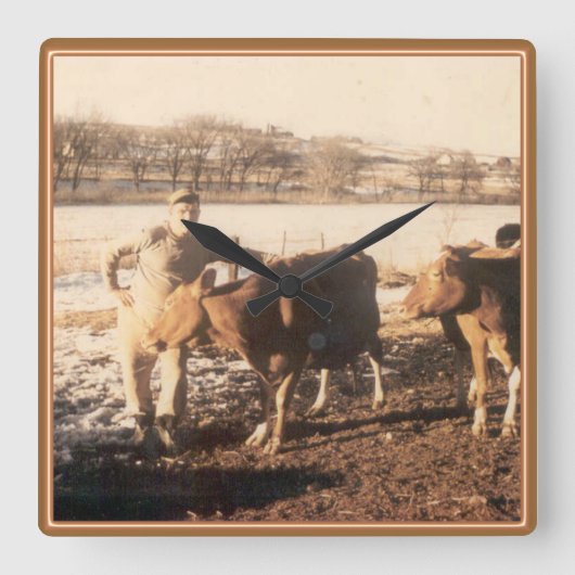 グランドパズファーム スクエア壁時計 (正面)