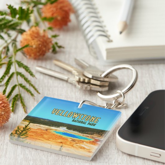グランドプリズマティックイエローストーン国立公園ヴィンテージ キーホルダー (正面右)