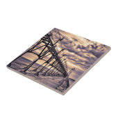 グランドヘブン灯台とピア、グランドヘブン タイル (側面)