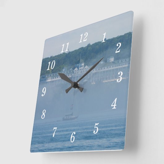 グランドホテルスルーザフォグ スクエア壁時計 (傾斜)