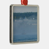 グランドホテルスルーザフォグ メタルオーナメント (右)