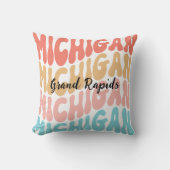 グランドラピッズミシガンピローリレンジレインボー クッション (正面)