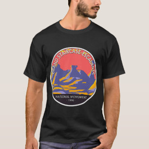 グランド階段エスカランテナショナルモニュメントユタV Tシャツ