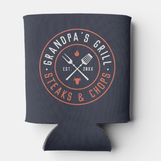 グランパのグリルパーソナライズされた年の設立 缶クーラー (裏面)
