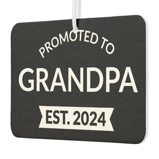 グランパエストに昇進。2024 II カーエアーフレッシュナー (左)