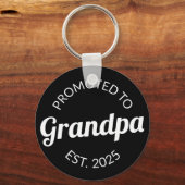 グランパエストに昇進。2025 I キーホルダー (正面)