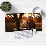グラン最高のパグランペアレント写真 デスクマット<br><div class="desc">最高のモダンGrandpaまたはGrandparent Photo Mouse pad Desk Mat。写真とお気に入りの文字をおもしろいデザインに追加パーソナライズされた!cedarandstring@gmail.comで連絡お問い合わせもしデザインまたはマッチング製品のサポートが必要です。</div>