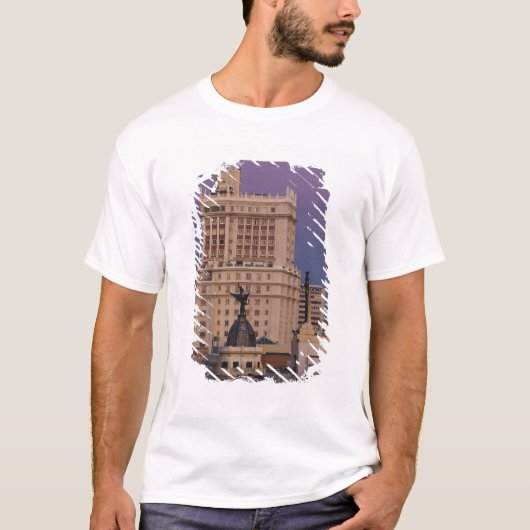 グラン・ビアとエディフィシオ・エスパーニャの建物 Tシャツ (正面)