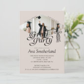 グラードキャップボウタッセルフォトコラージュ卒業パーティー 招待状 (スタンド正面)