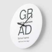 グラードタイポグラフィモダン卒業シンプルミニマルc ラージ壁時計 (傾斜)