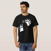 グリズリーベアと足跡グラフィックデザイン Tシャツ (正面フル)