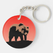 グリズリーベアーアットサンセット – オリジナルワイルドライフアート キーホルダー (裏面)