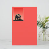 グリズリーベアーアットサンセット – オリジナルワイルドライフアート 便箋 (スタンド正面)