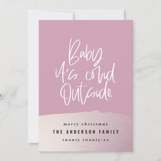 グリッターの上品なベビーはクリスマスの外で臆病だ (正面)