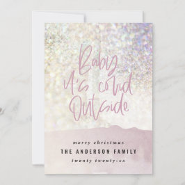 グリッターの上品なベビーはクリスマスの外で臆病だ