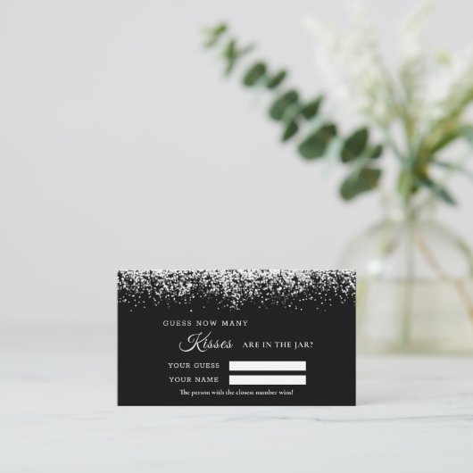 グリッターシルバーシャワーゲームカードの数キス プレイスカード (スタンド正面)