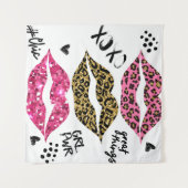 グリッタータイポグラフィプリント（唇パターン） タペストリー (正面(横))