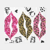 グリッタータイポグラフィプリント（唇パターン） フリースブランケット (正面(横))