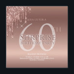 グリッターピンク60thサプライズ誕生日 招待状<br><div class="desc">そろそろ行く時間だ祝よ、この招待はあなたのパーティーを正しい方向に進める。このデザインはピンクドリッピンググリッターとカスタムタイポグラフィを備えている。キラキラ！</div>