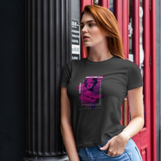 グリッチの額縁の像 Tシャツ