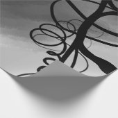 グリッド上：抽象芸術グレー、白黒 ラッピングペーパー (角)