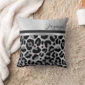 グリティルシルバーレオパードサファリプリント クッション (ブランケット)