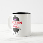 グリルのクイーン，ピンクのクラウンレッド ツートーンマグカップ (正面左)