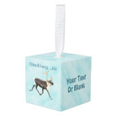 グリルジョル – トナカイ（トナカイ） On Snow キューブオーナメント (正面アングル)