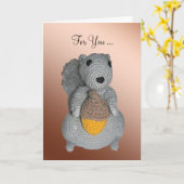 グリーティングカード – Squirrel with Acorn (黄色い花)